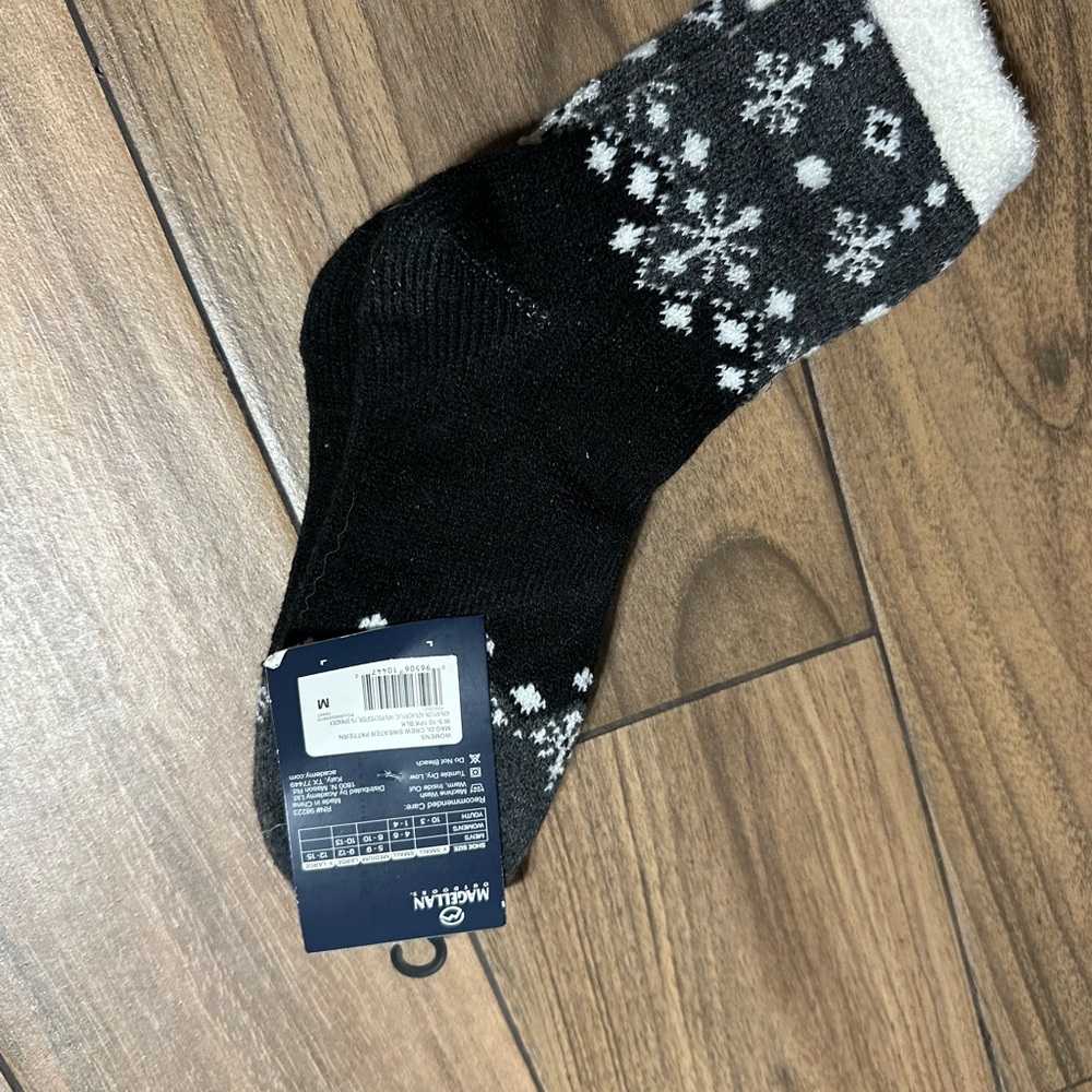 Black and Gray Casual Socks with Knitted Texture